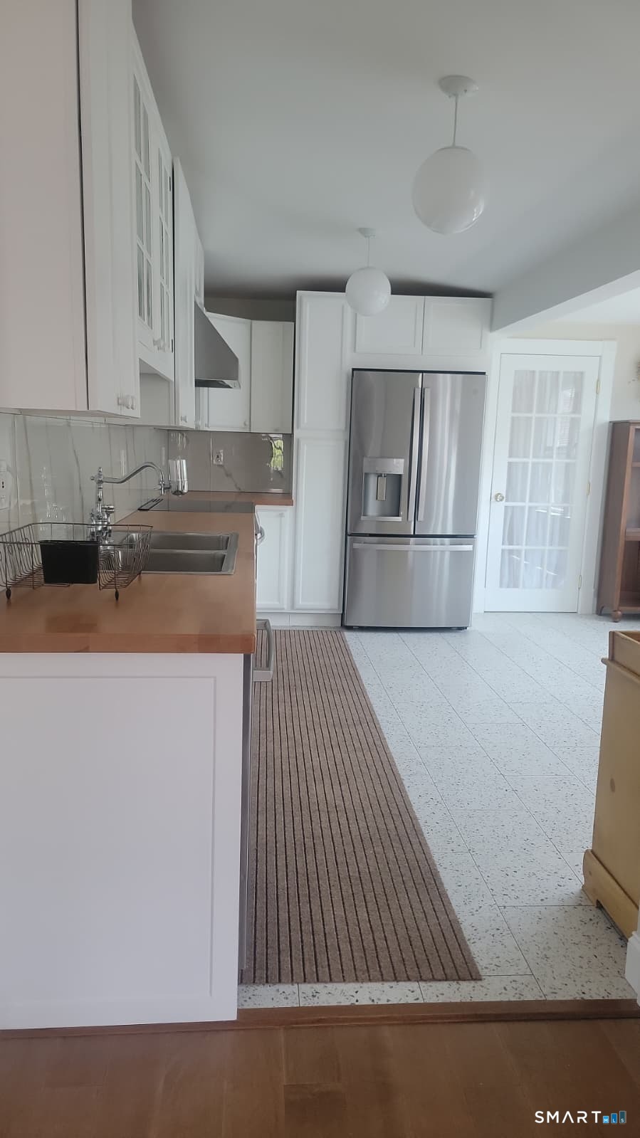 318 Grovers Avenue Bridgeport CT 06605