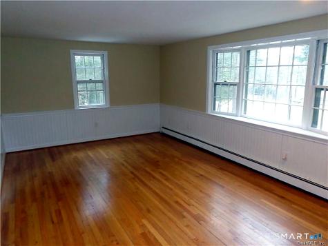 21 Saddle Ridge Drive Simsbury CT 06092