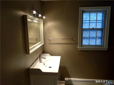 21 Saddle Ridge Drive Simsbury CT 06092