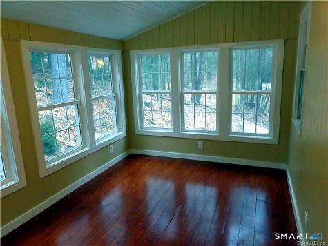 21 Saddle Ridge Drive Simsbury CT 06092