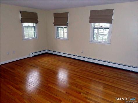 21 Saddle Ridge Drive Simsbury CT 06092