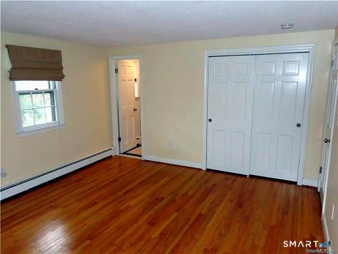 21 Saddle Ridge Drive Simsbury CT 06092