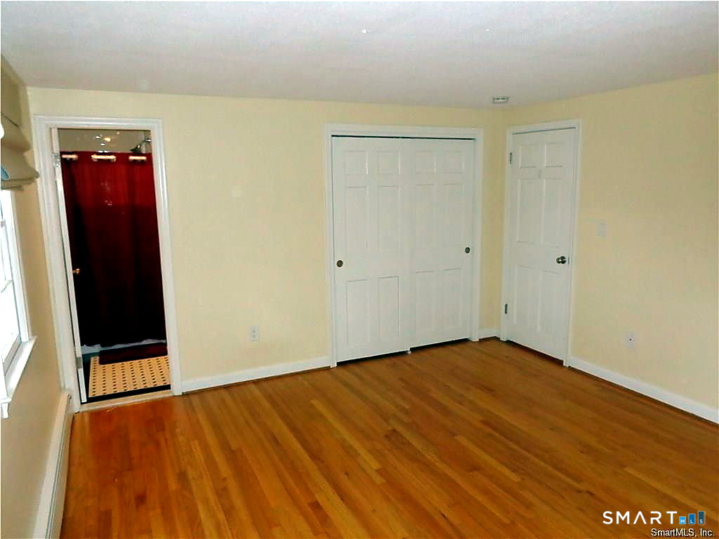 21 Saddle Ridge Drive Simsbury CT 06092