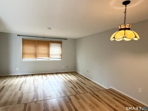 142 East Gate Lane Hamden CT 06514
