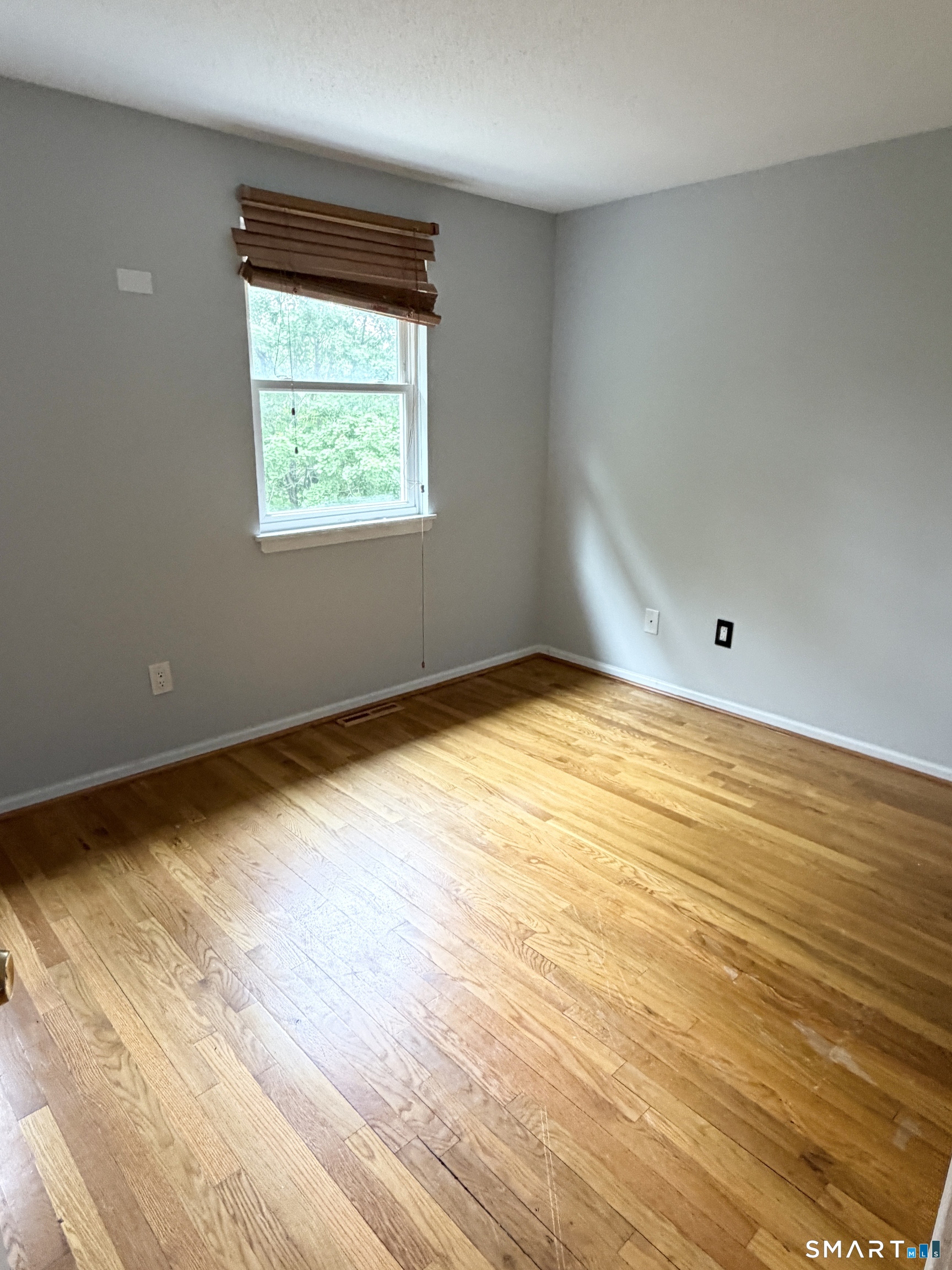 142 East Gate Lane Hamden CT 06514