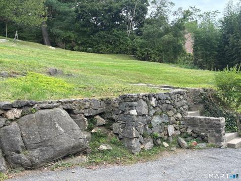 245 W. Glenville Road Greenwich CT 06831