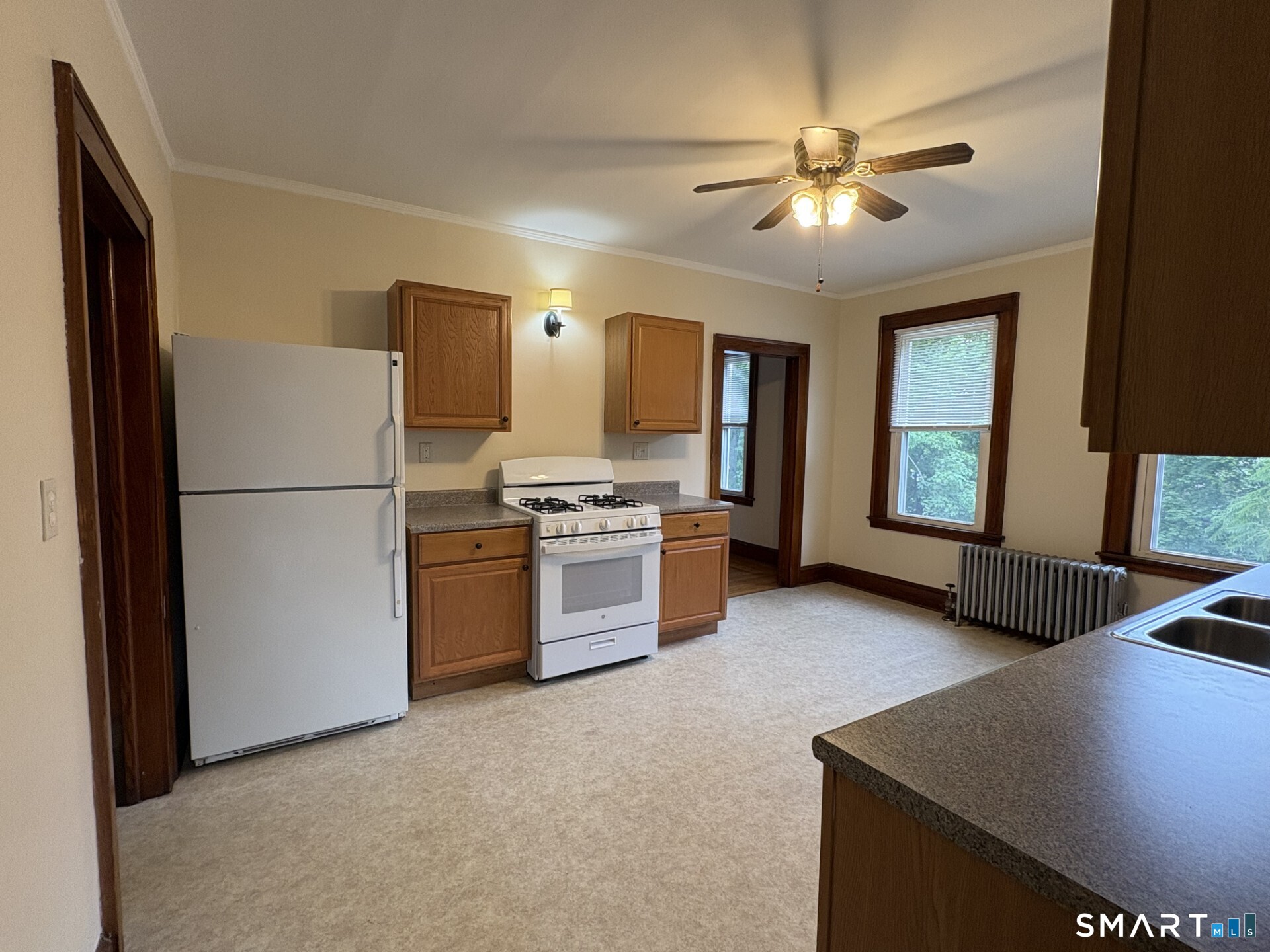 18 Broad Street Plainville CT 06062