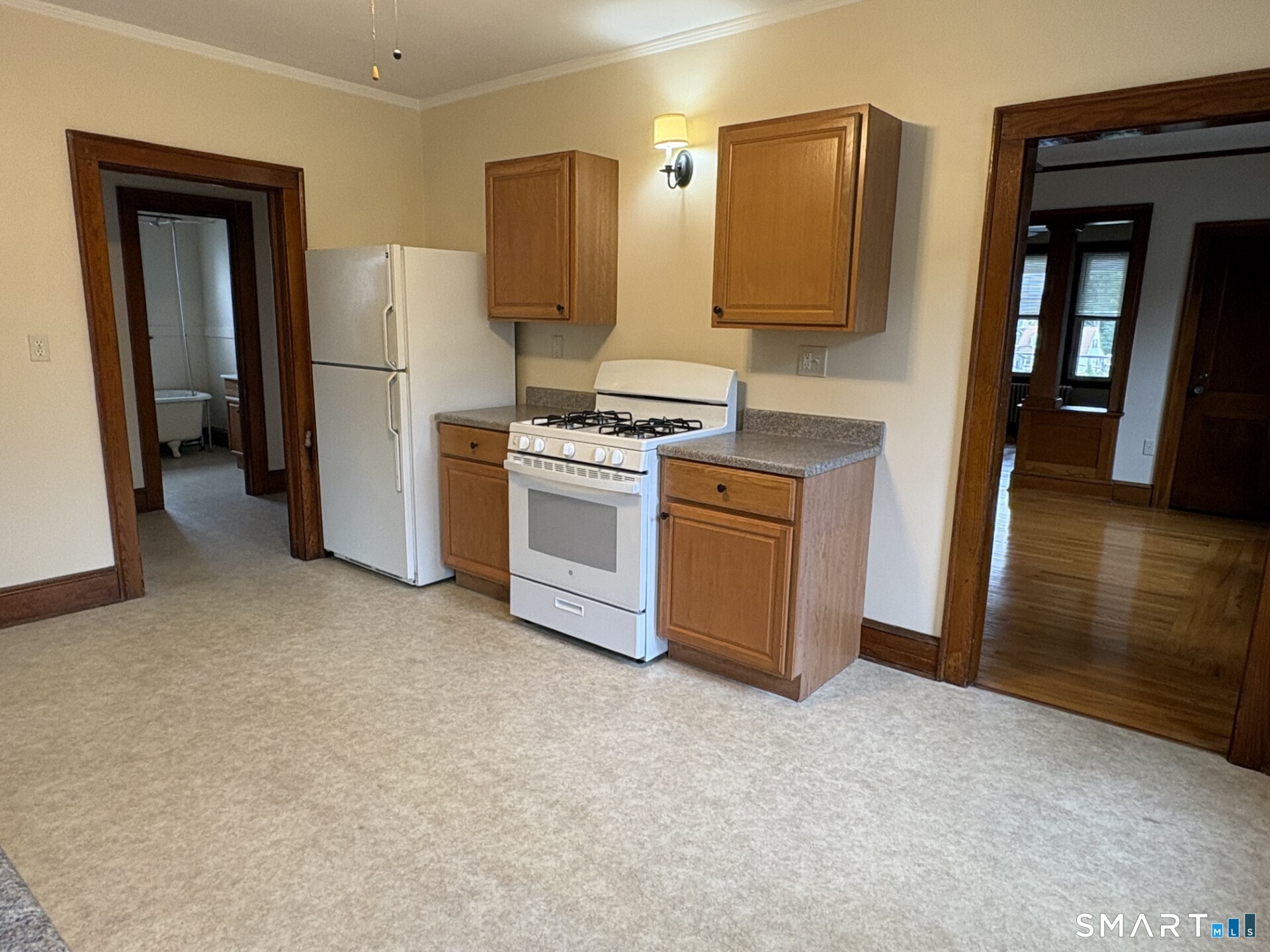 18 Broad Street Plainville CT 06062