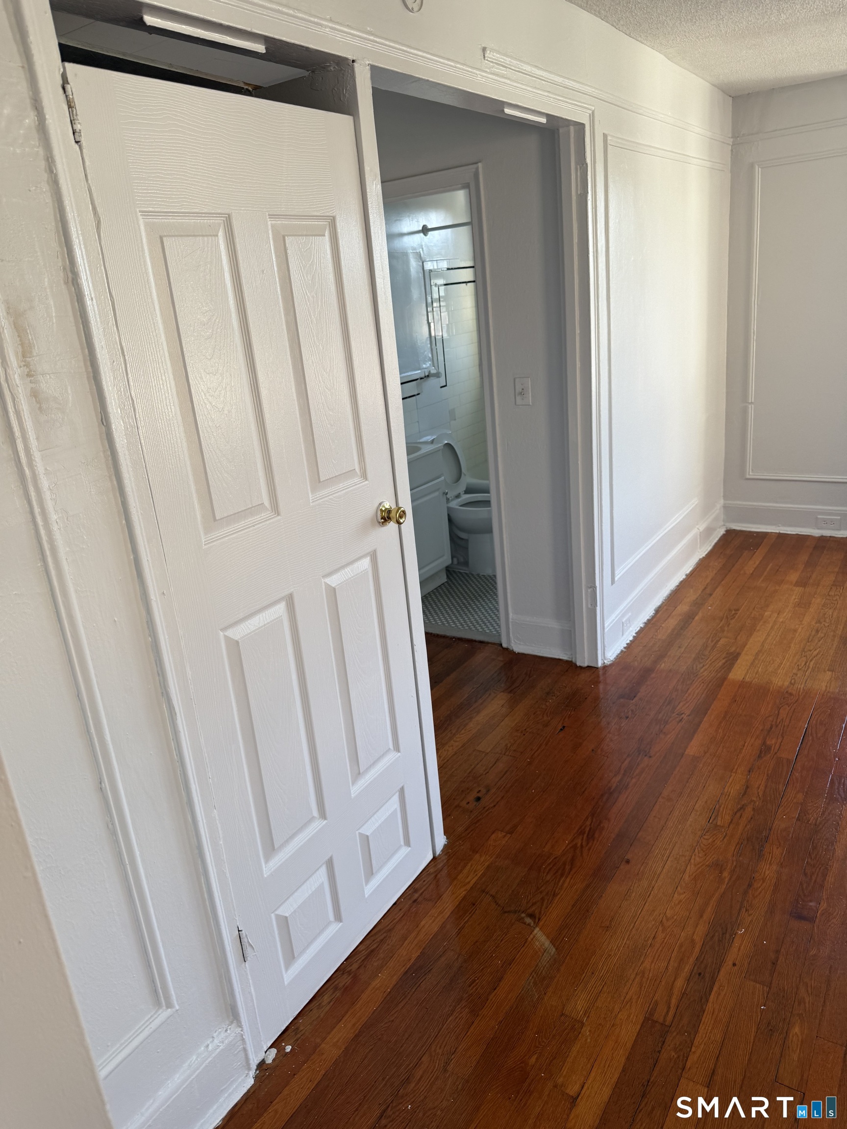 144 Grove Street Waterbury CT 06710