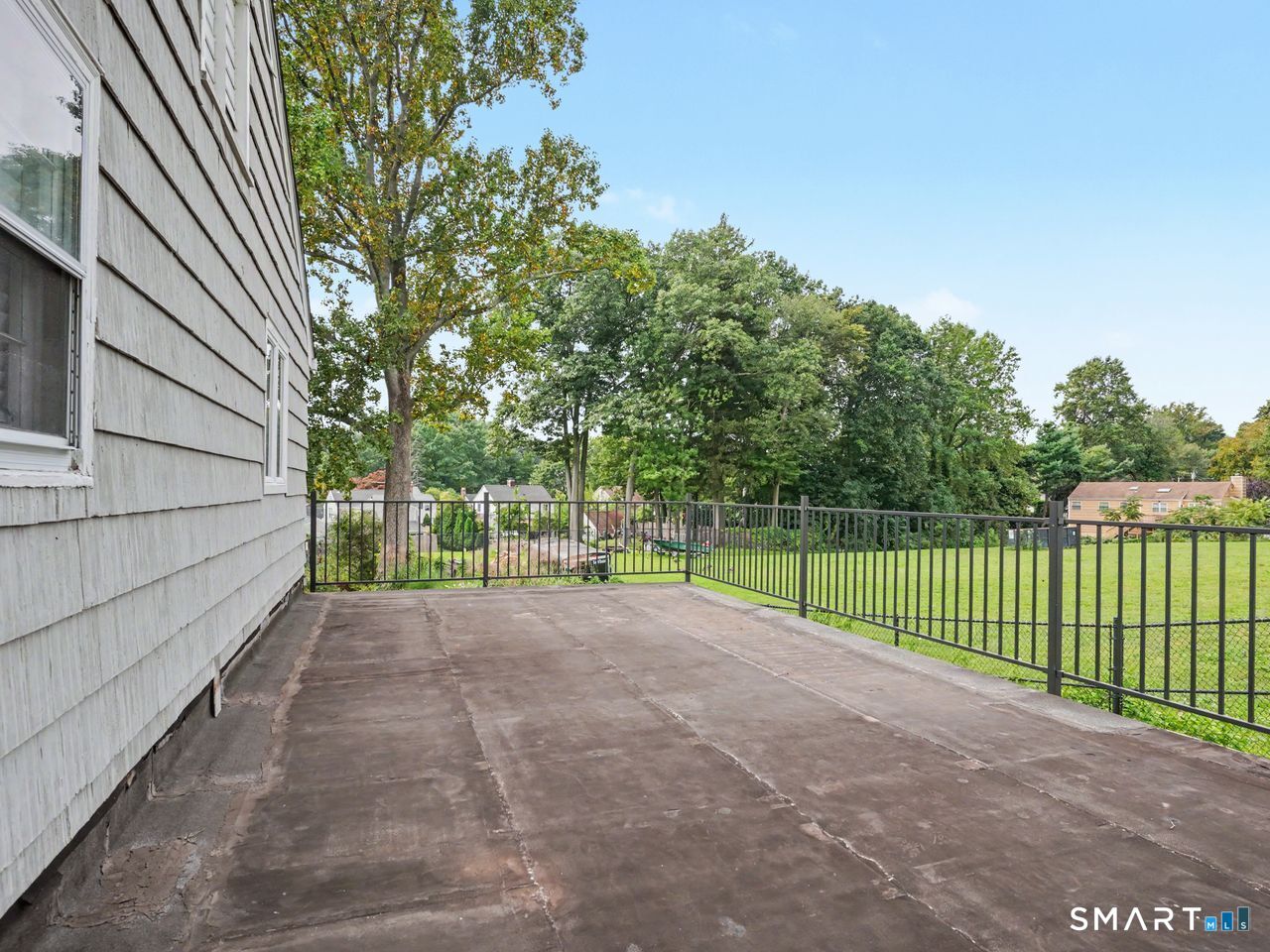 100 Lakeshore Terrace Bridgeport CT 06606
