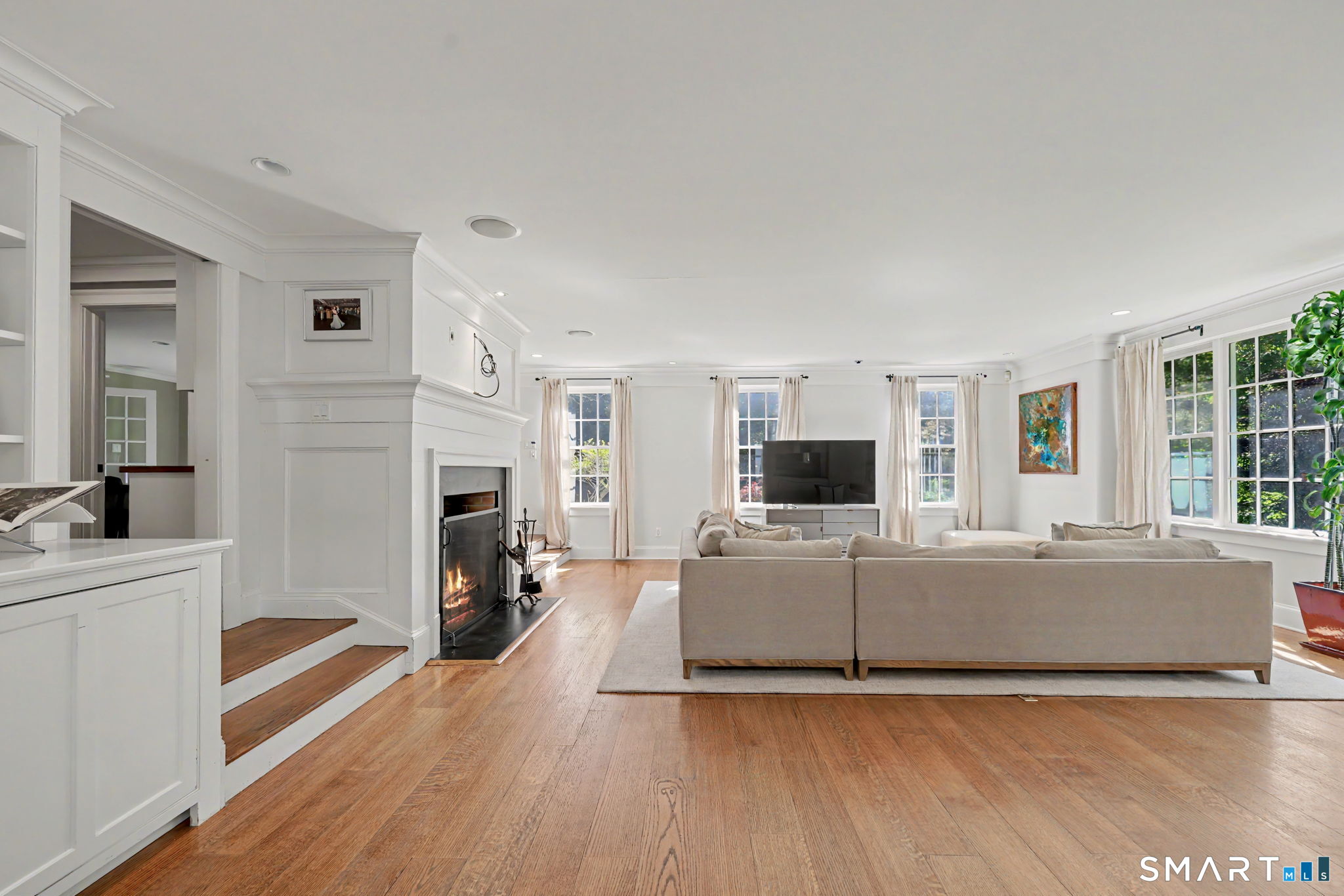 51 Squires Lane New Canaan CT 06840