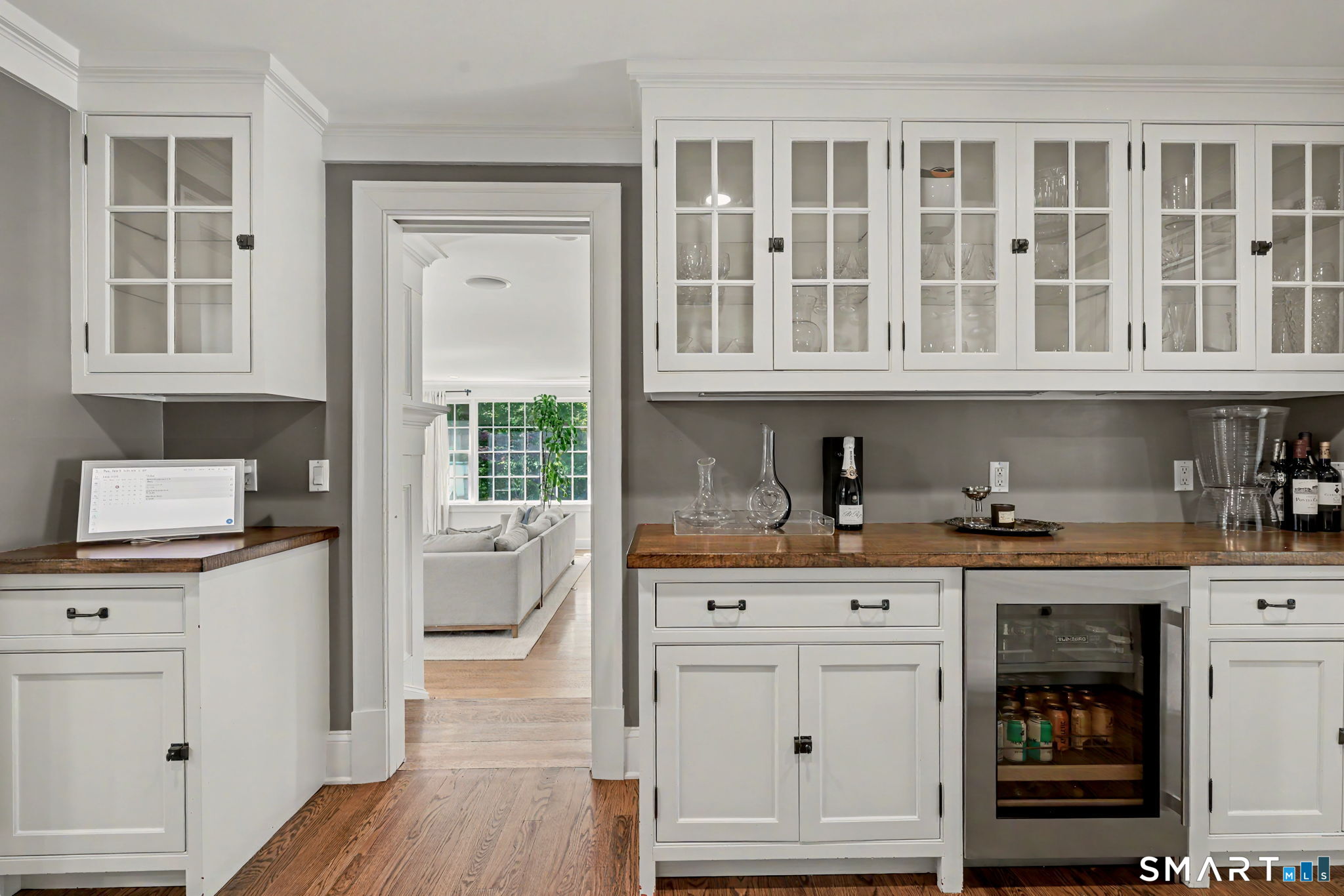 51 Squires Lane New Canaan CT 06840