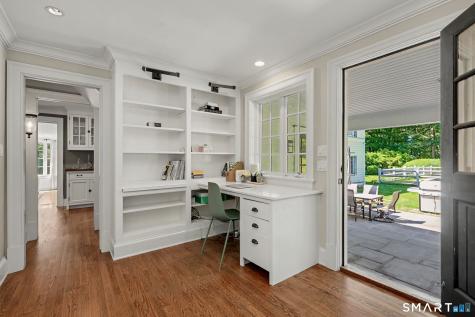51 Squires Lane New Canaan CT 06840
