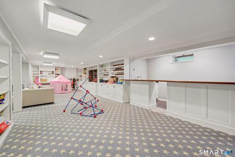 51 Squires Lane New Canaan CT 06840