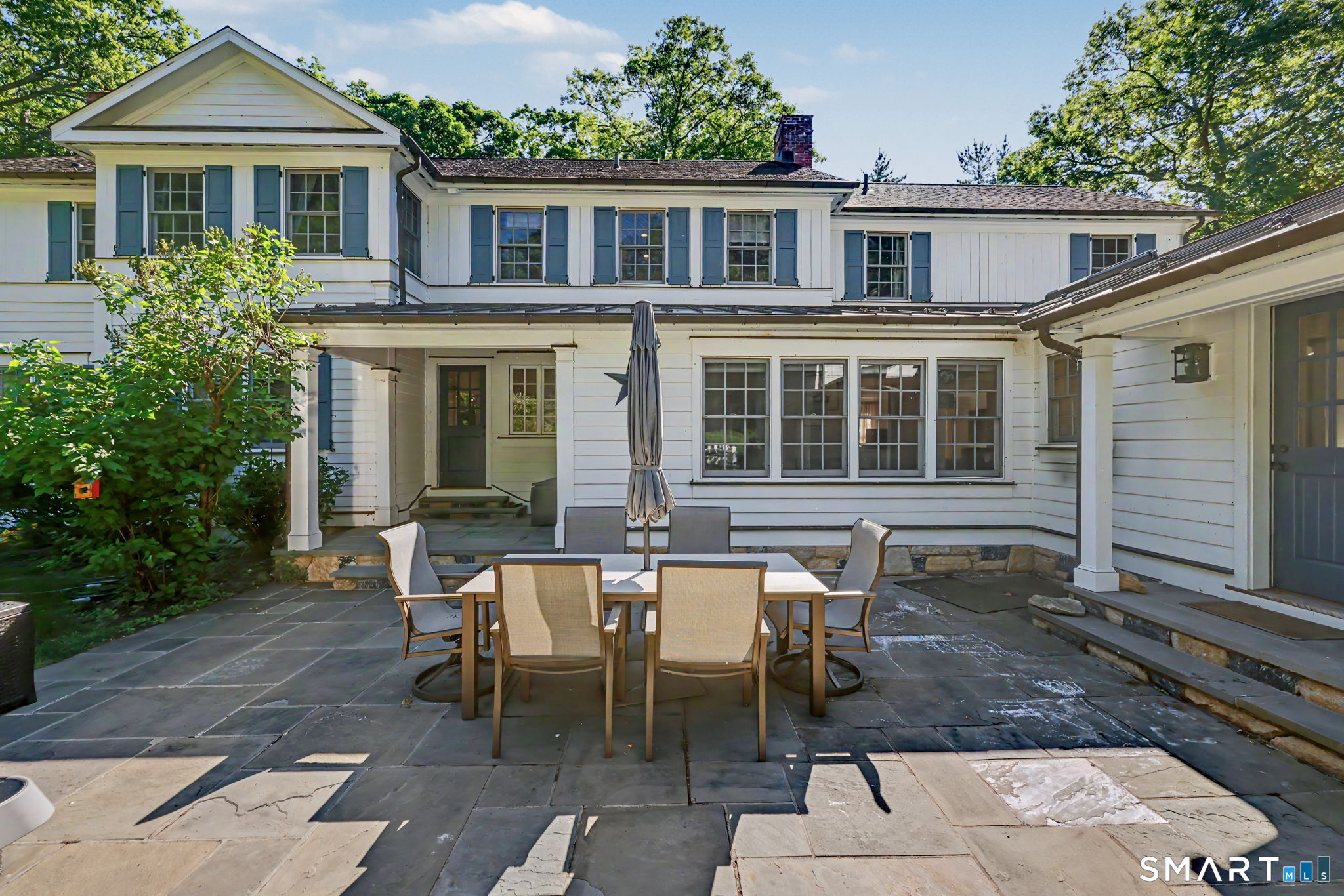 51 Squires Lane New Canaan CT 06840