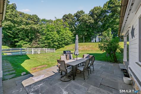 51 Squires Lane New Canaan CT 06840