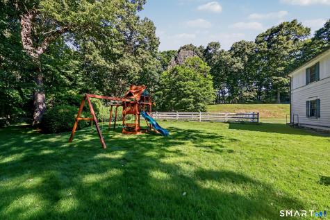 51 Squires Lane New Canaan CT 06840