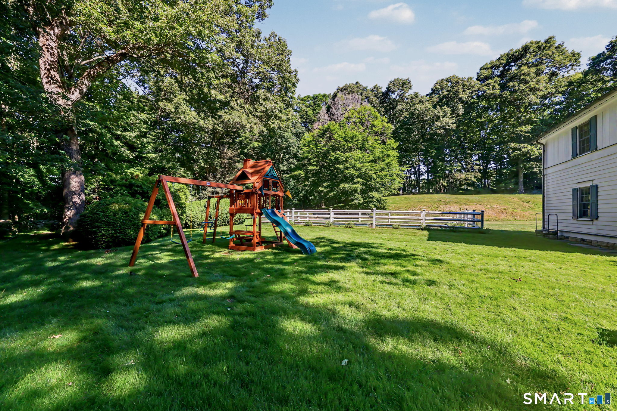 51 Squires Lane New Canaan CT 06840