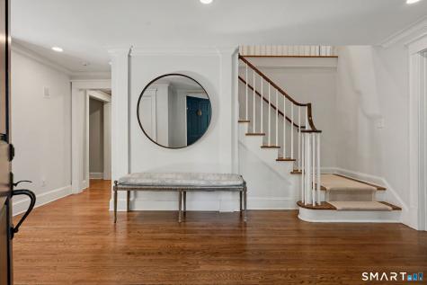 51 Squires Lane New Canaan CT 06840