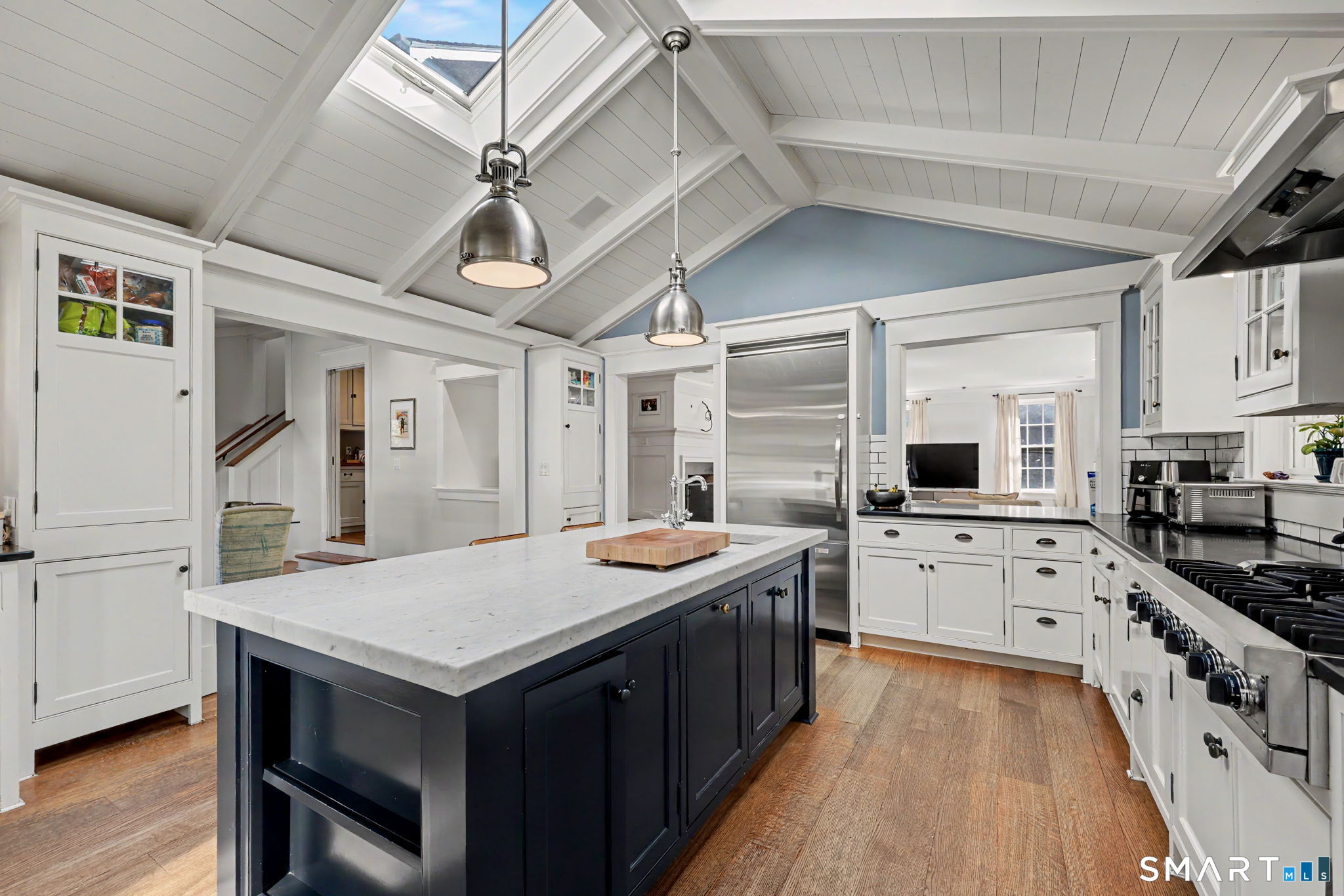51 Squires Lane New Canaan CT 06840