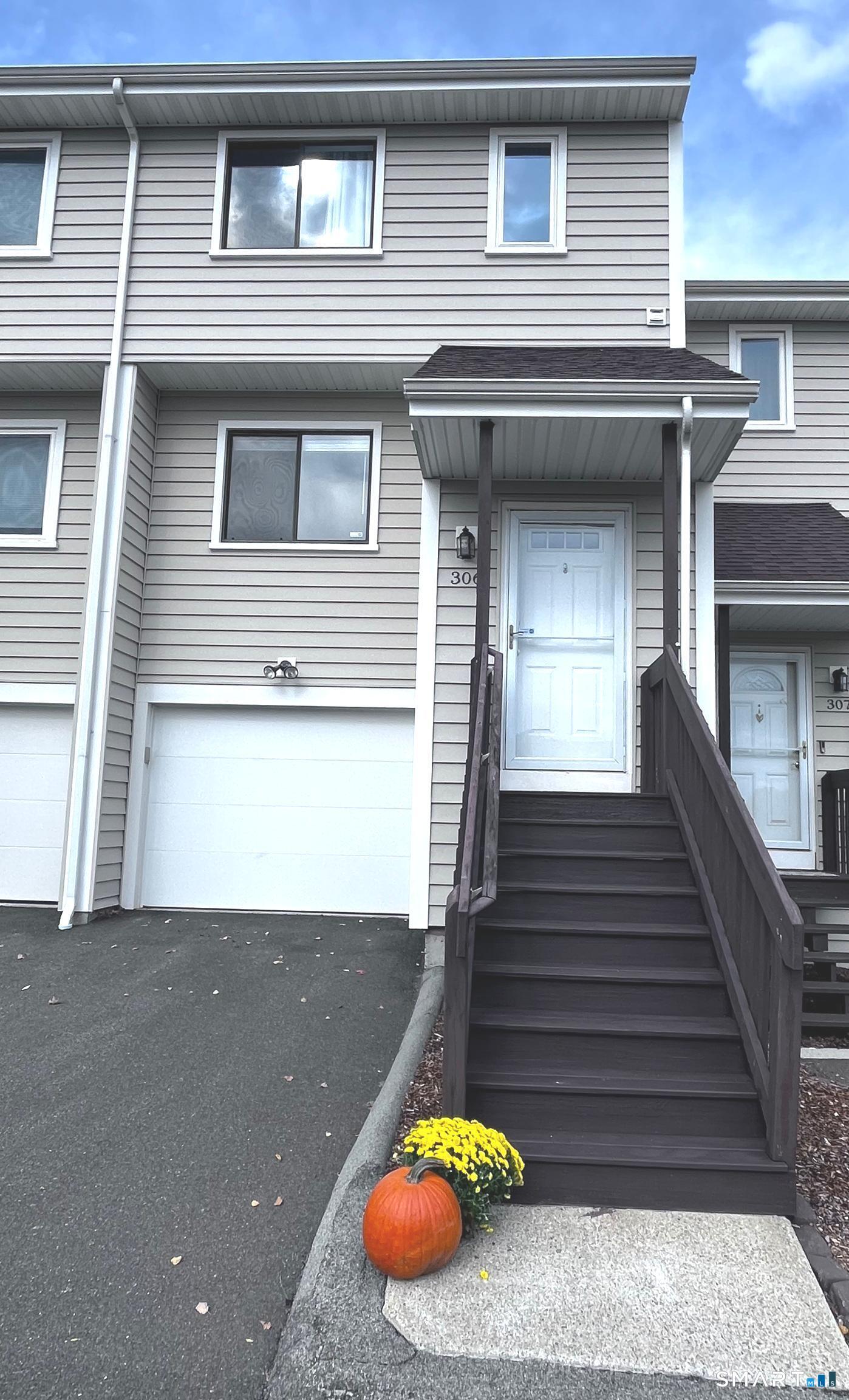 306 Monticello Drive Branford CT 06405