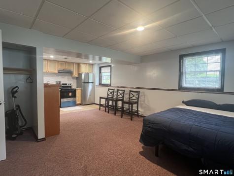 81 Perry Merrill Drive West Haven CT 06516