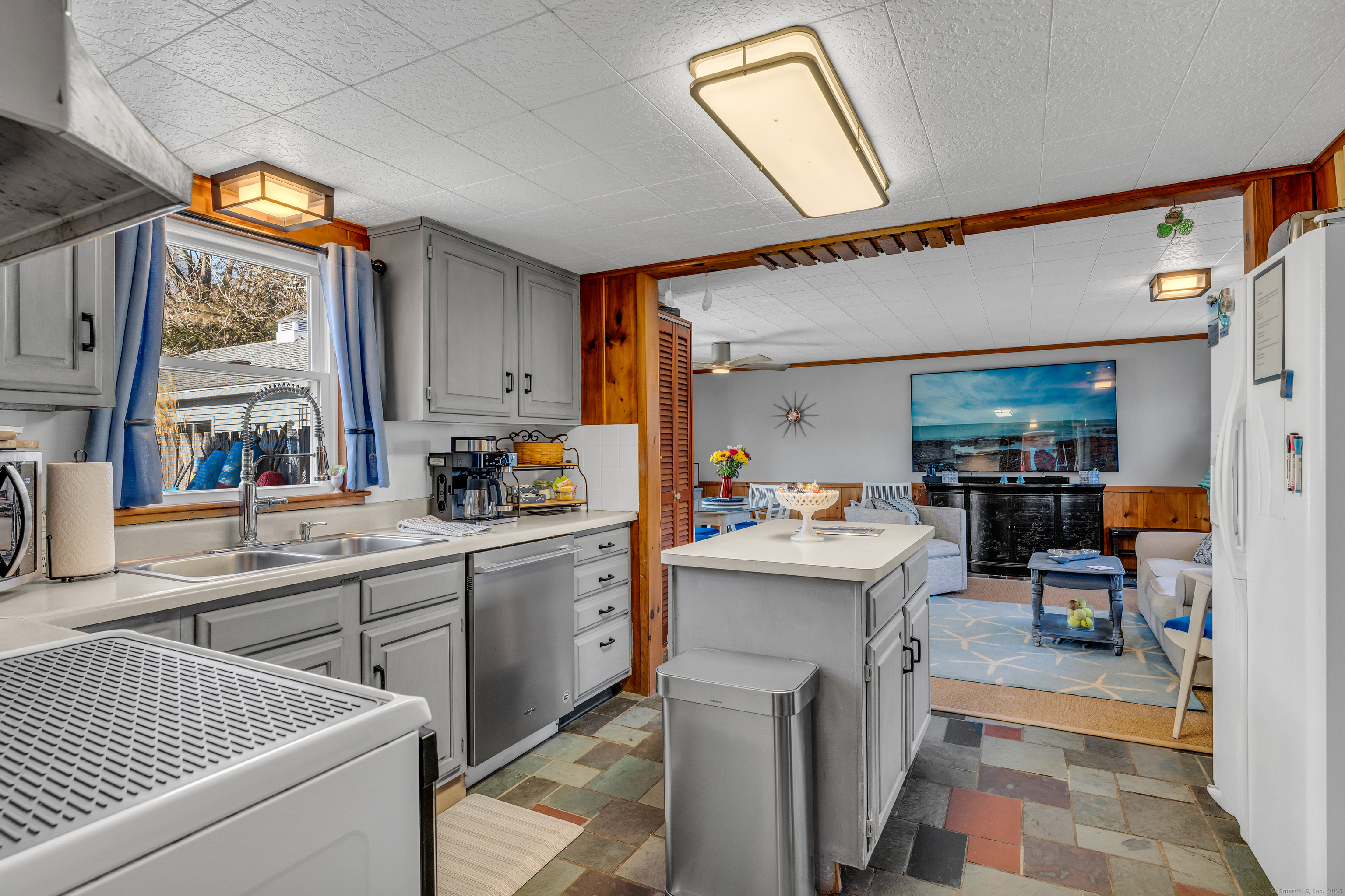 32 Bassett Lane Madison CT 06443