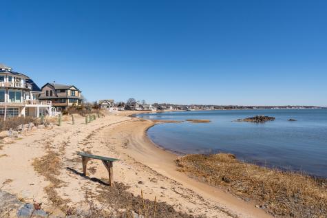 32 Bassett Lane Madison CT 06443