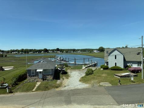 2 Buckingham Avenue Old Saybrook CT 06475