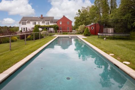 17 Grandview Lane Sharon CT 06069