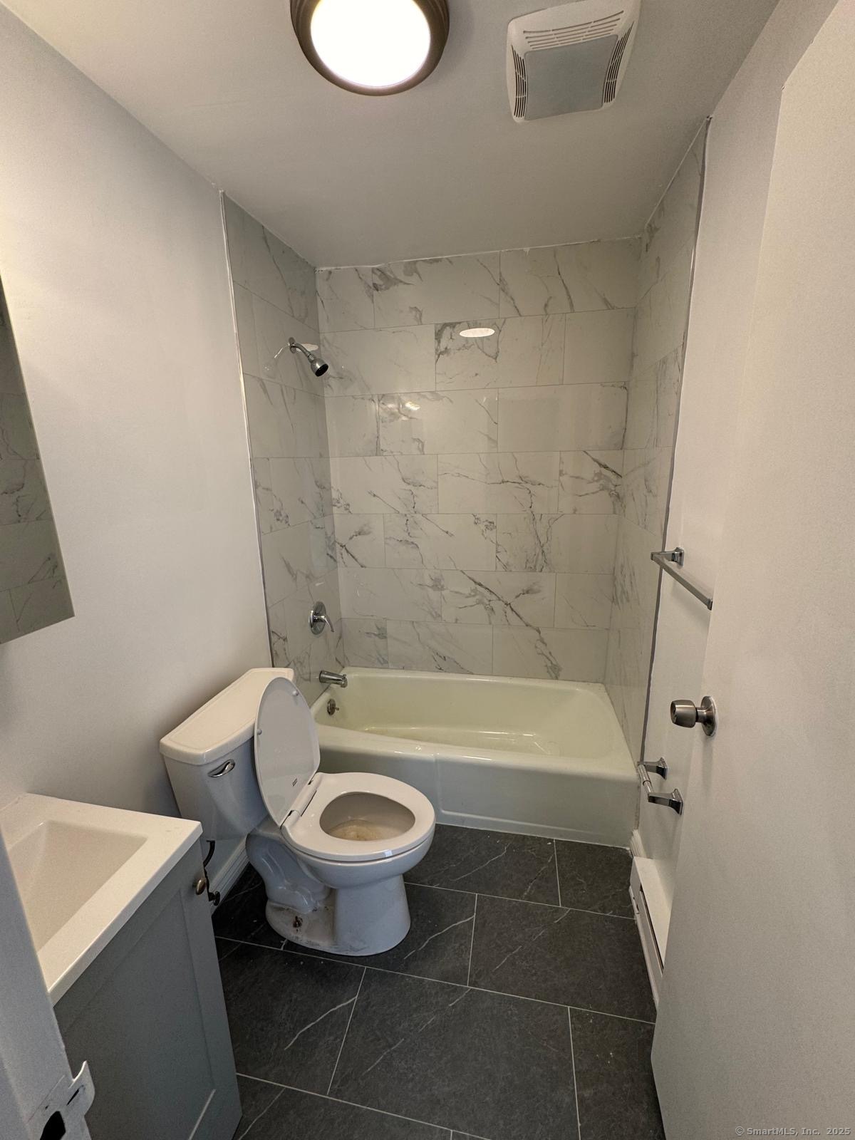25 Saint Stephen Street Bridgeport CT 06610