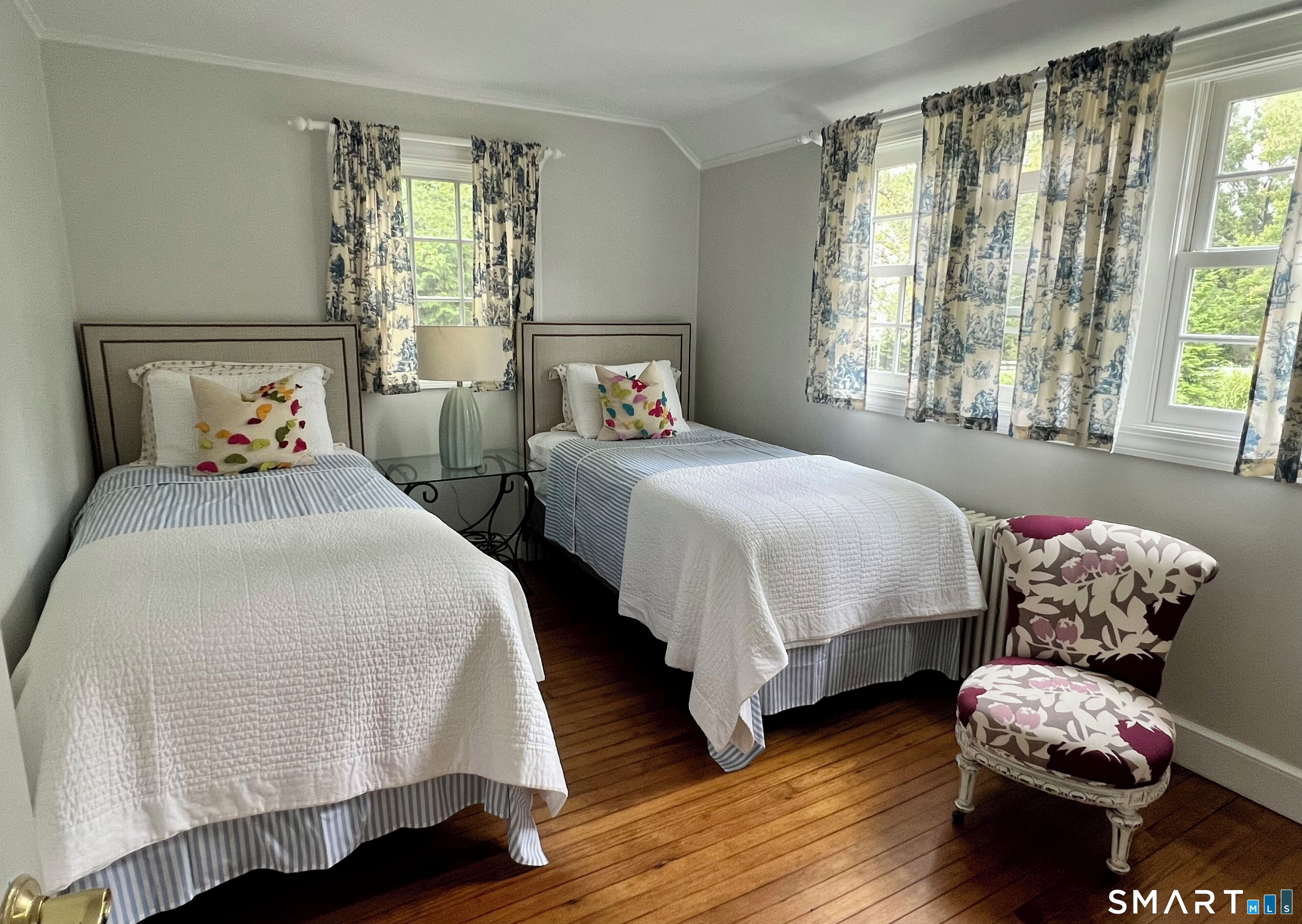 437 Hulls Farm ~Carriage House~ Road Fairfield CT 06890