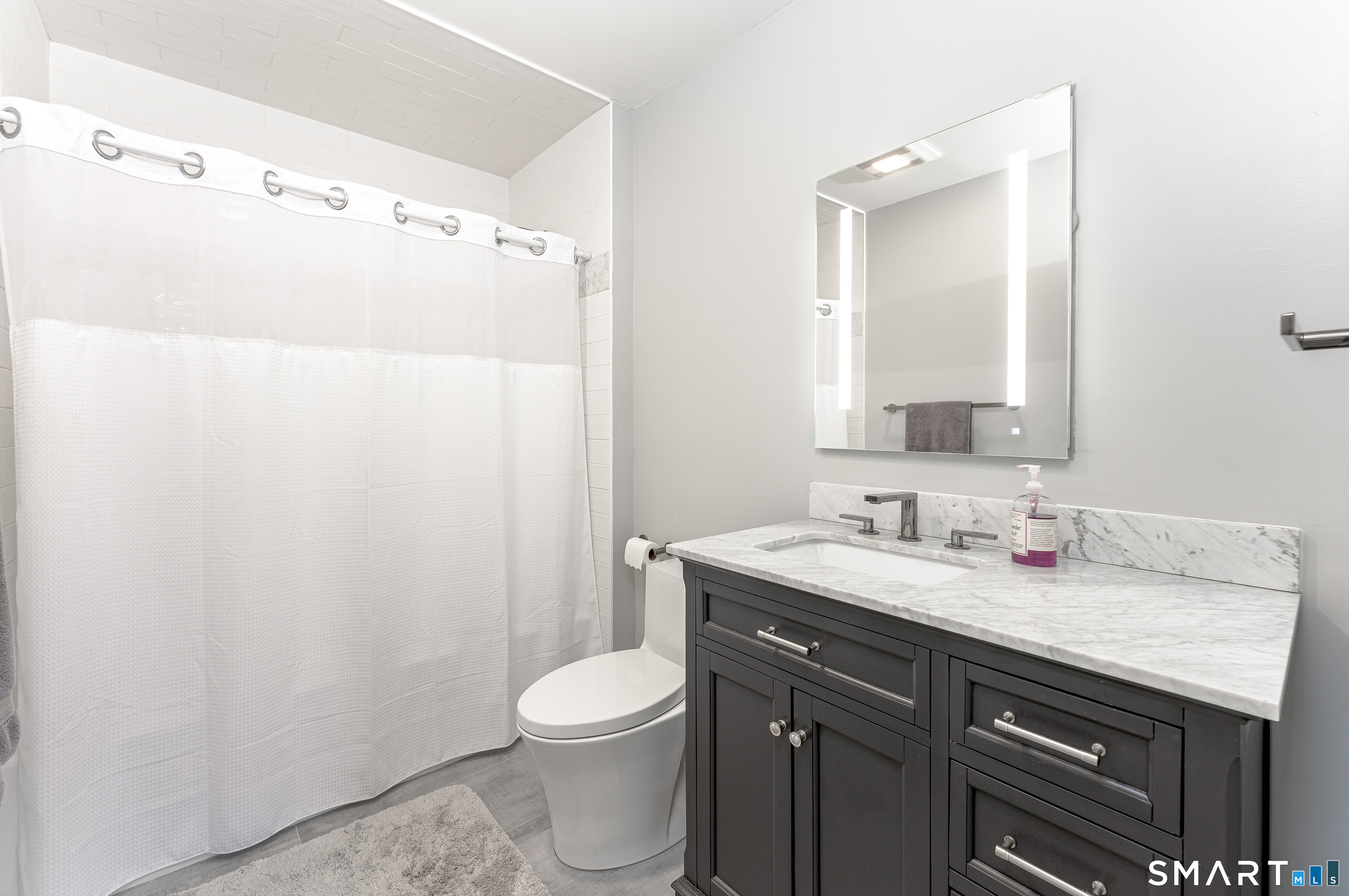 280 Old Lambert Road Orange CT 06477
