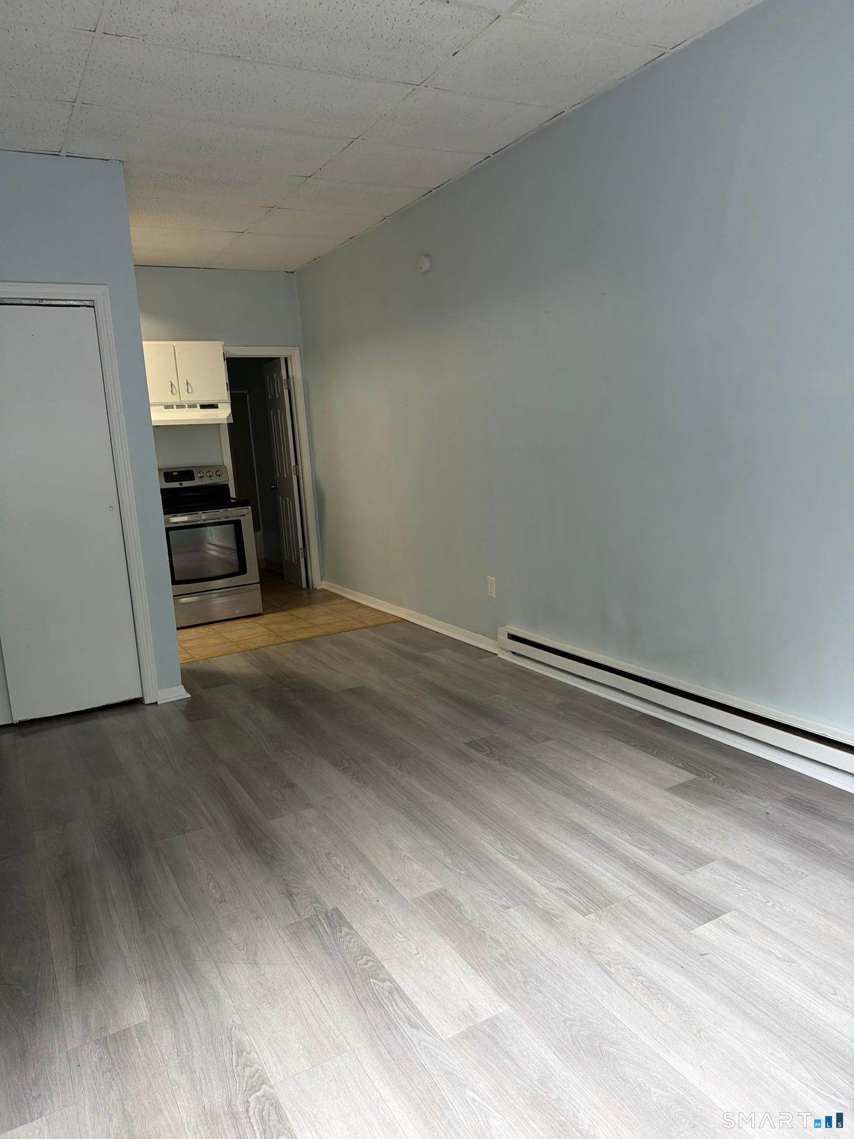 Waterbury CT, 273 South Leonard Street, Unit 7