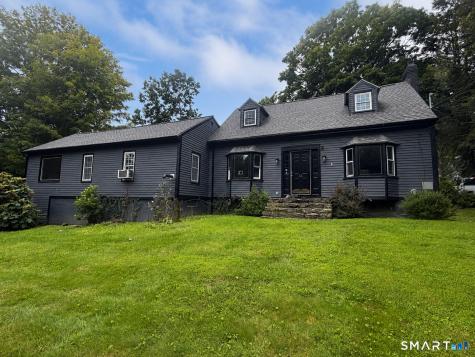 32 Chestnut Hill Road Newtown CT 06482