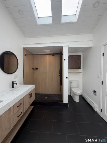 32 Chestnut Hill Road Newtown CT 06482