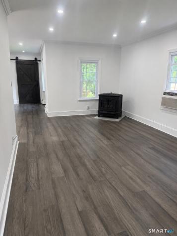 32 Chestnut Hill Road Newtown CT 06482