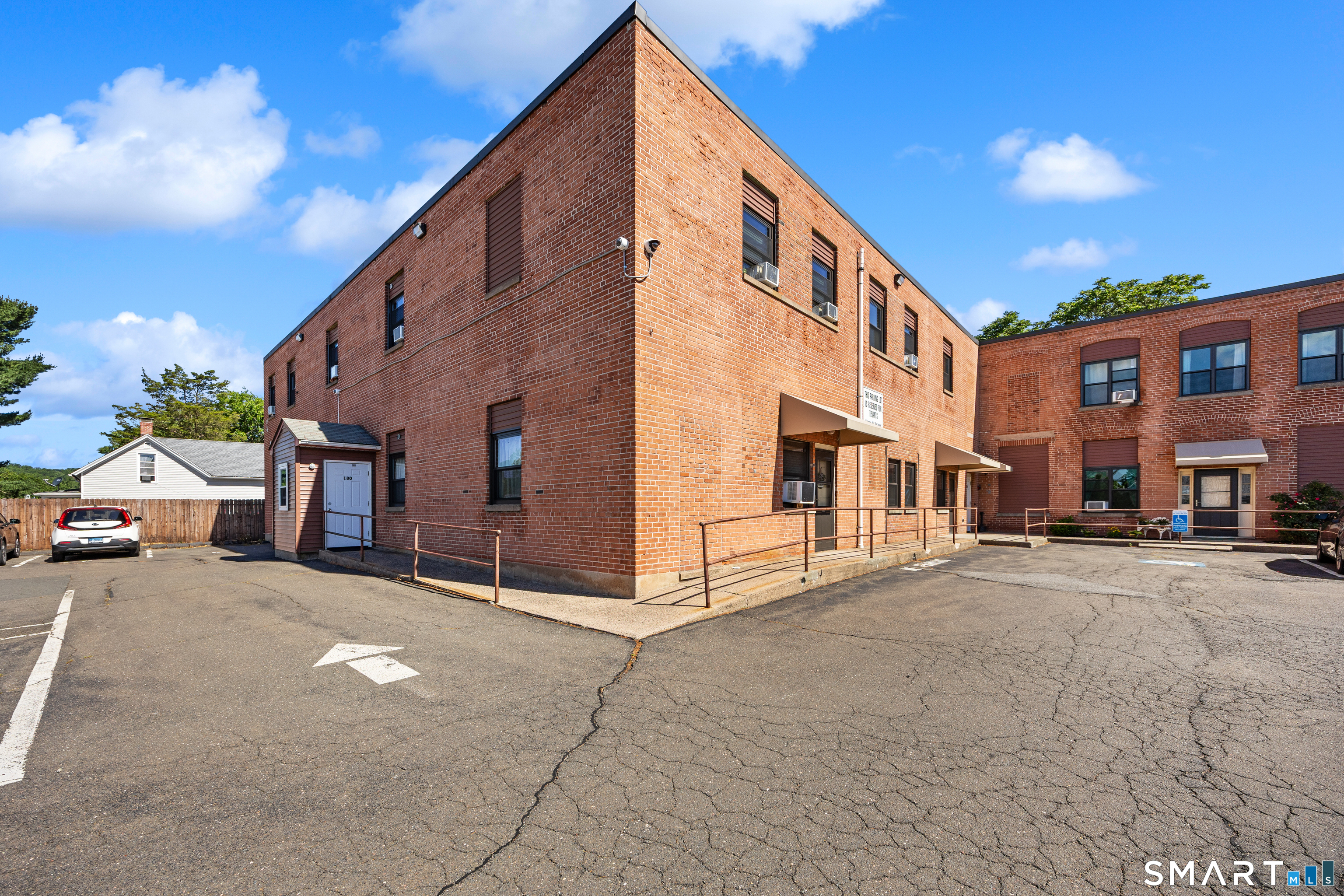 180 North Cherry Street Wallingford CT 06492