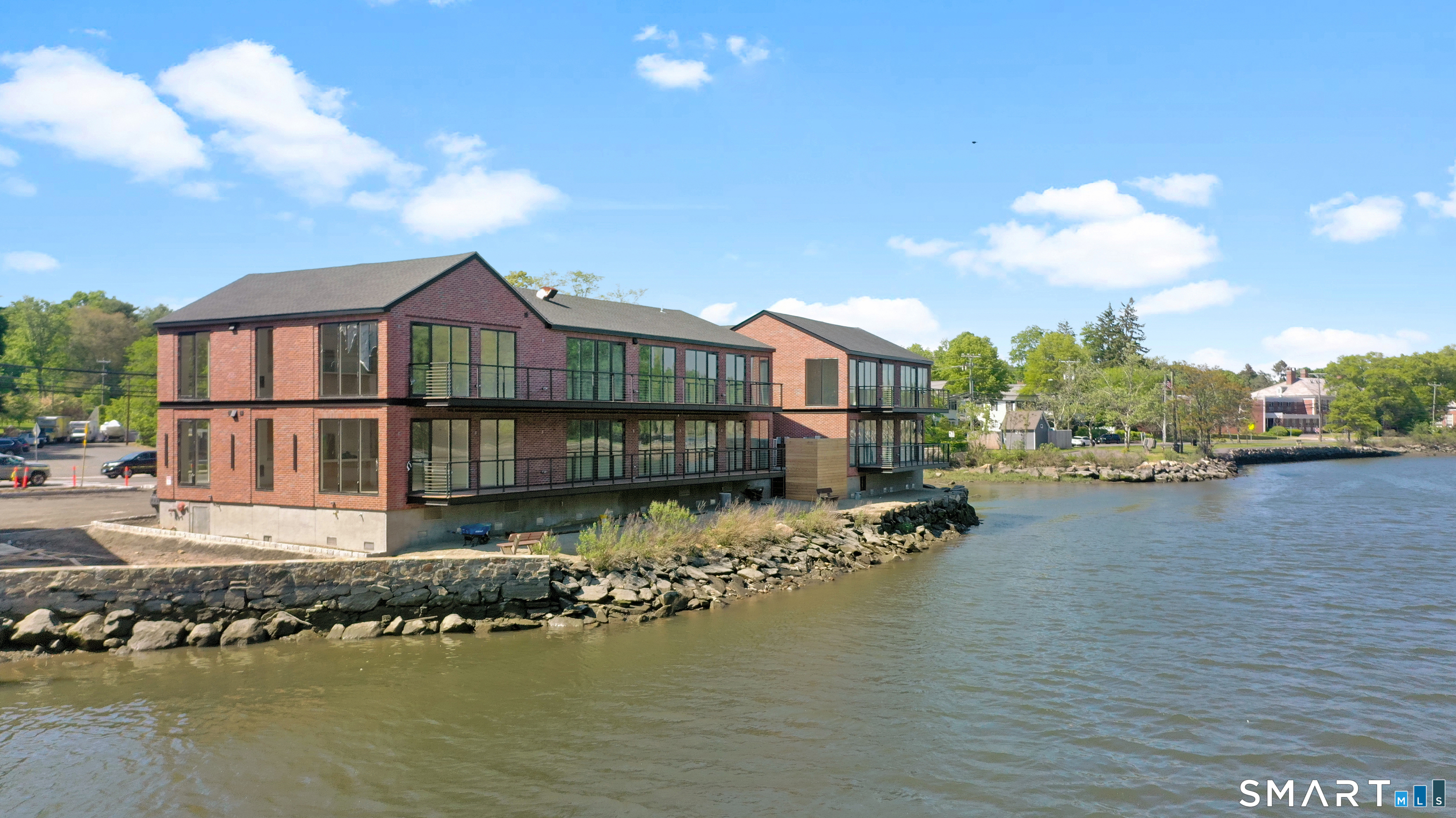 253 Riverside Avenue Westport CT 06880