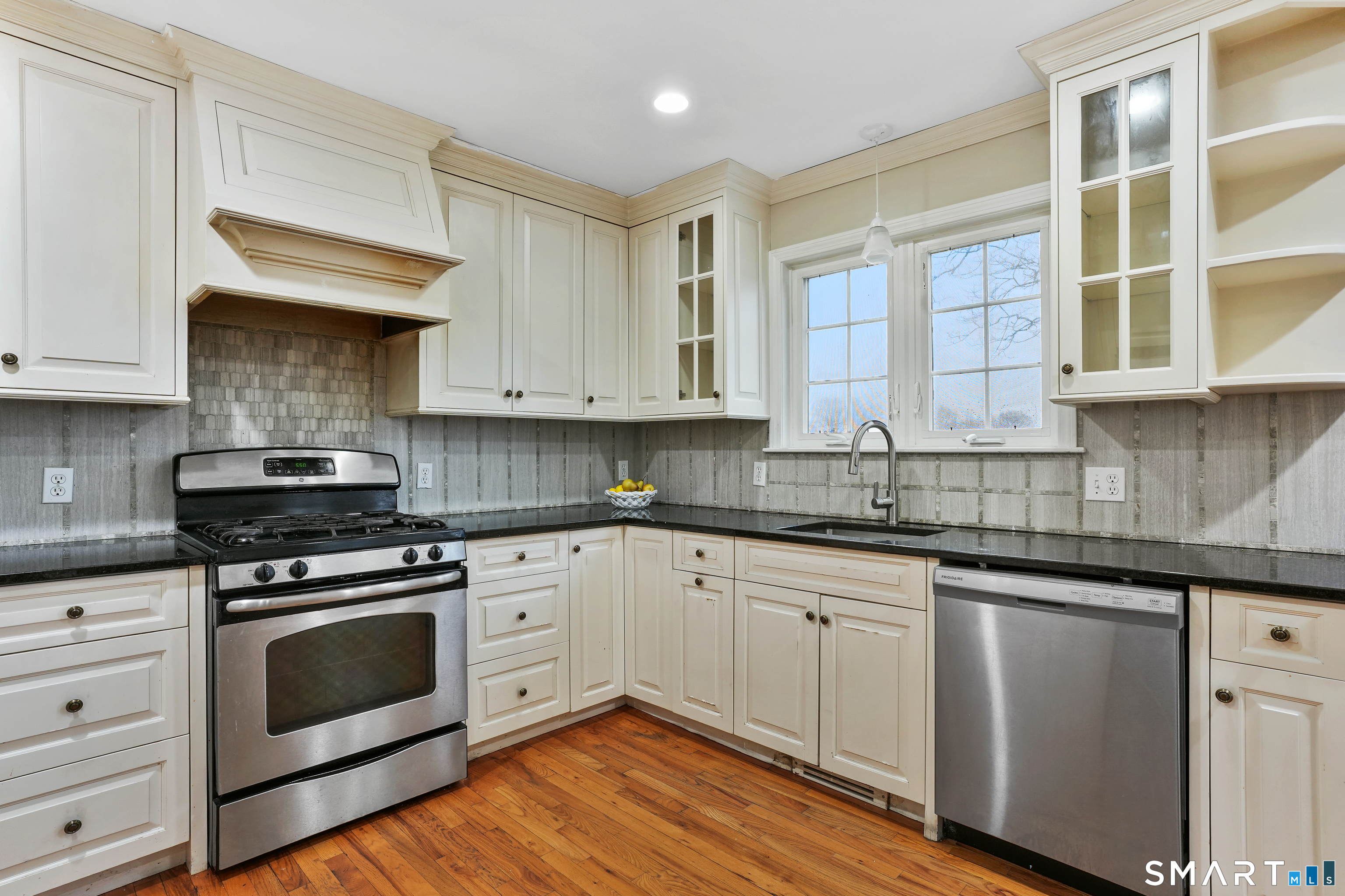 1180 Main Street Stratford CT 06615