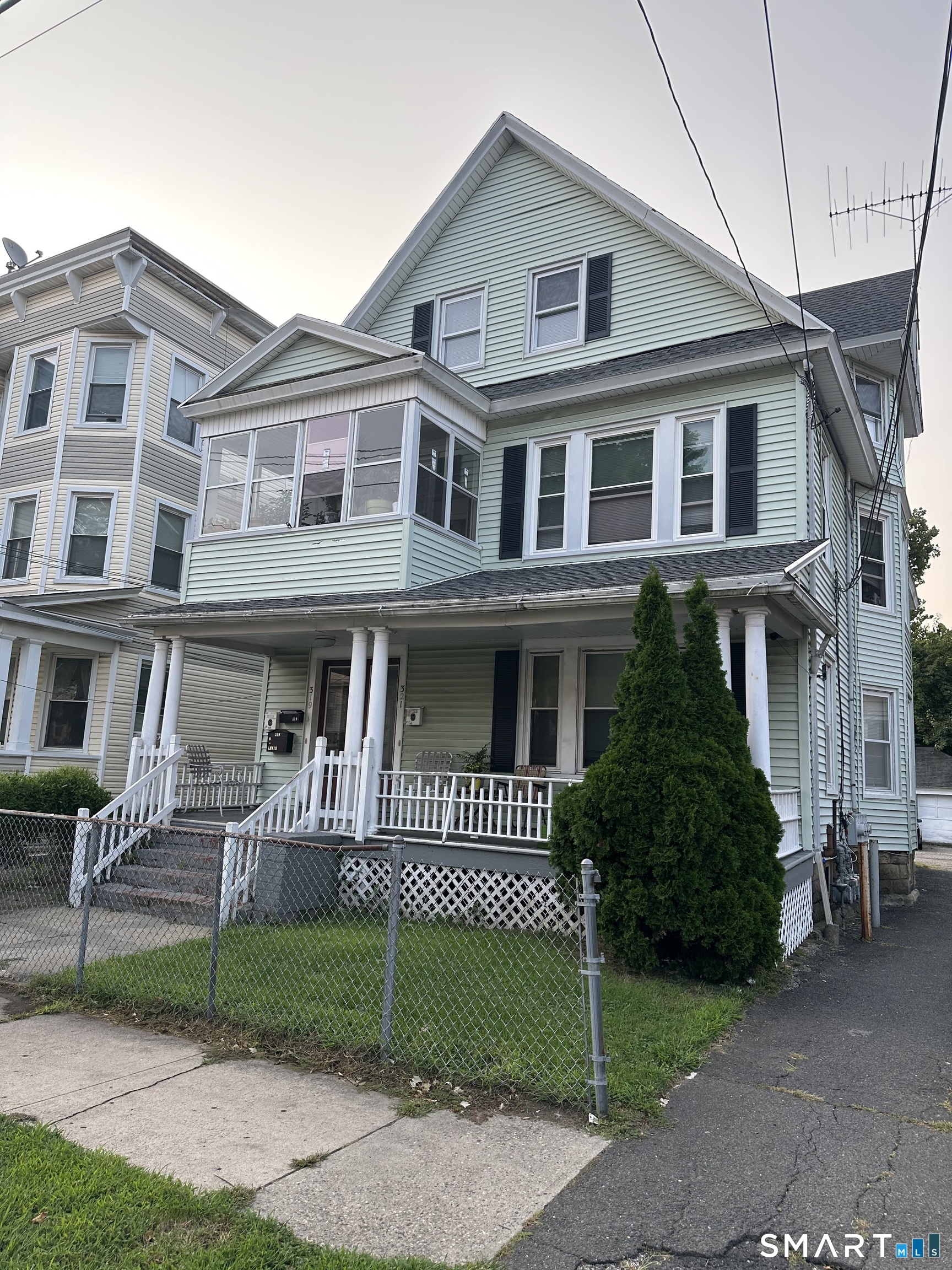 319 Maplewood Avenue Bridgeport CT 06605