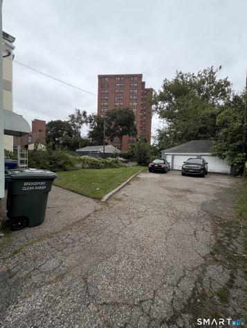 319 Maplewood Avenue Bridgeport CT 06605