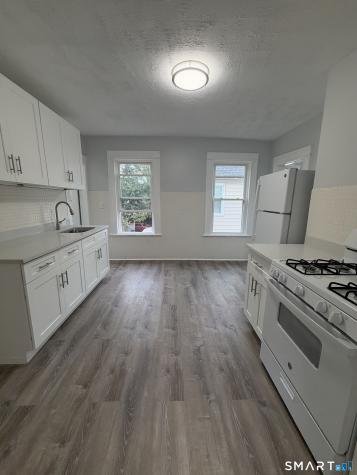 319 Maplewood Avenue Bridgeport CT 06605