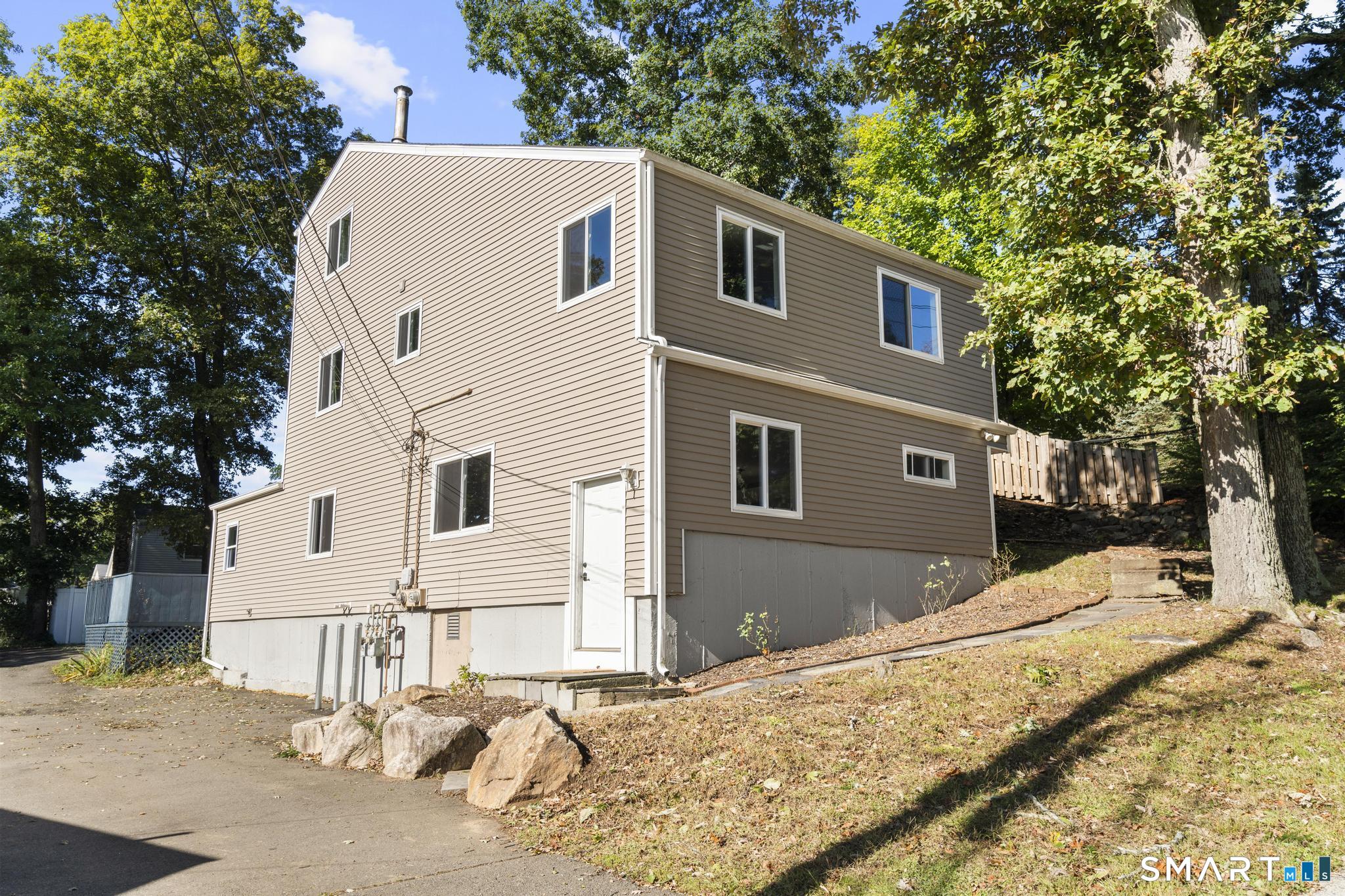 68 Ivy Street Branford CT 06405