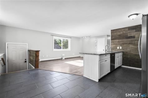 68 Ivy Street Branford CT 06405