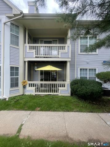 75 Redwood Drive East Haven CT 06512