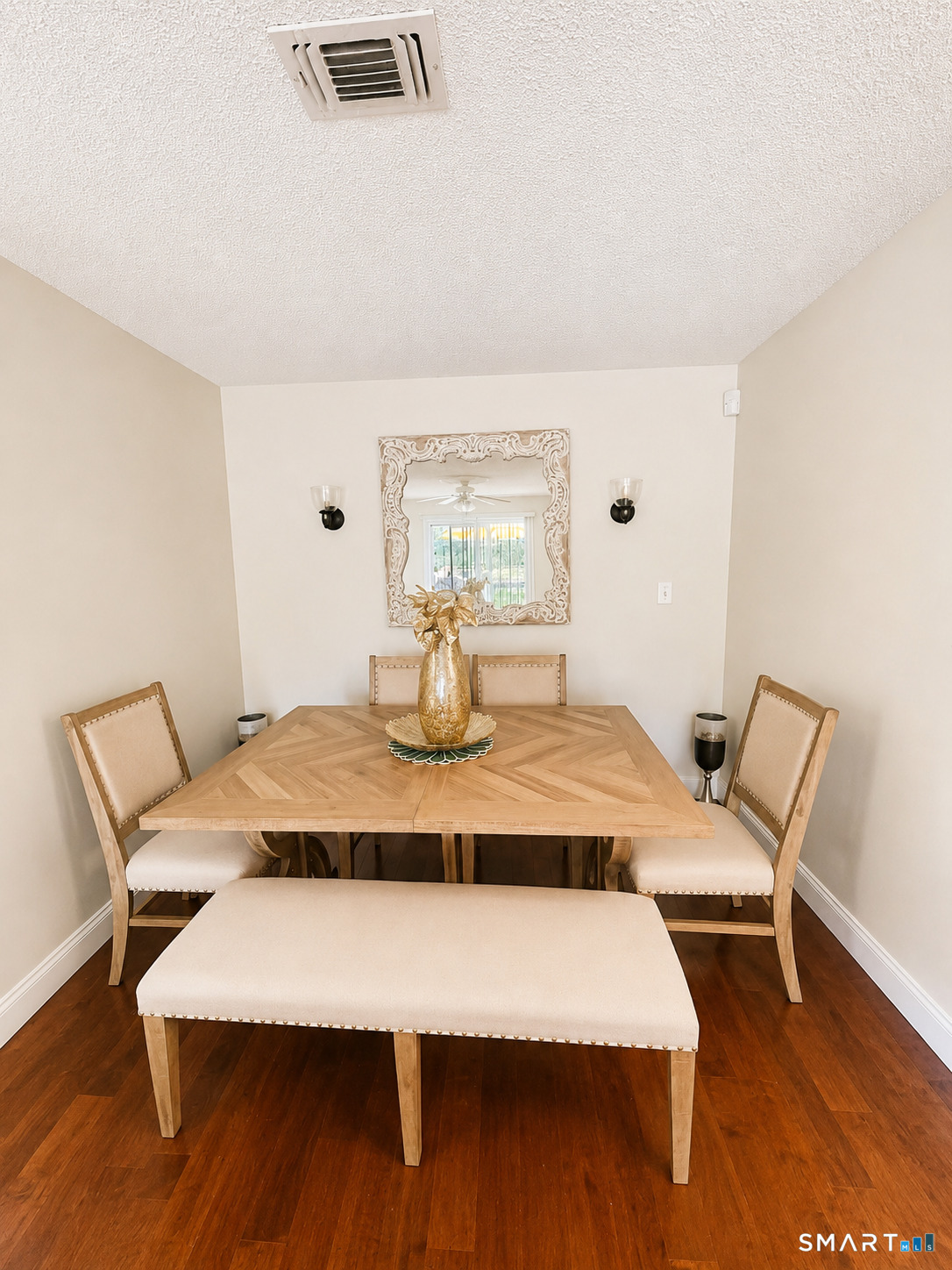 75 Redwood Drive East Haven CT 06512