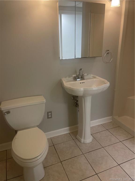 11 Cranberry Hollow Enfield CT 06082