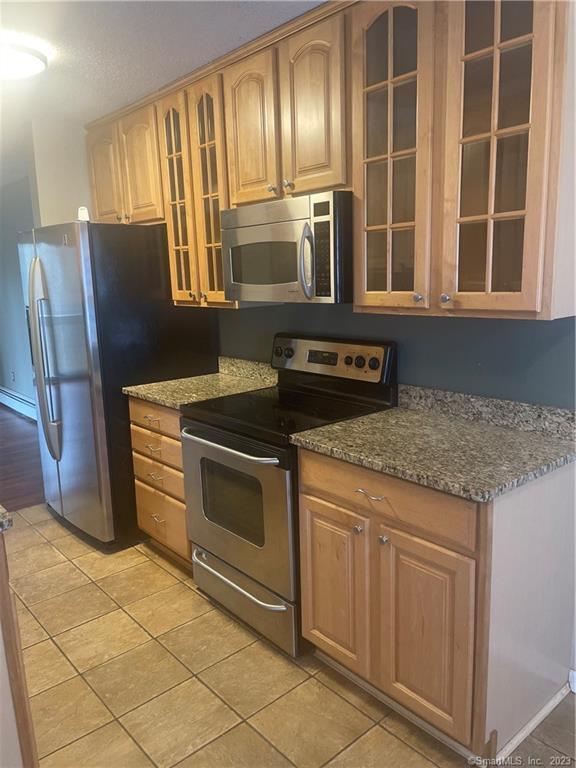 11 Cranberry Hollow Enfield CT 06082