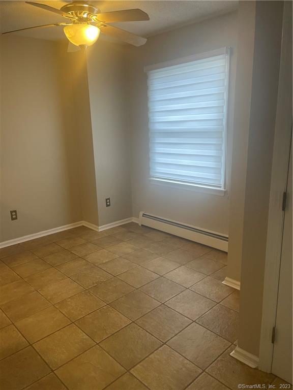 11 Cranberry Hollow Enfield CT 06082
